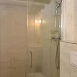 Parisien 20m2 En Face Du Musee Grevin - 2p Appartement