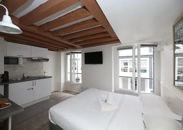 アパート Parisien 20m2 En Face Du Musee Grevin - 2p パリ